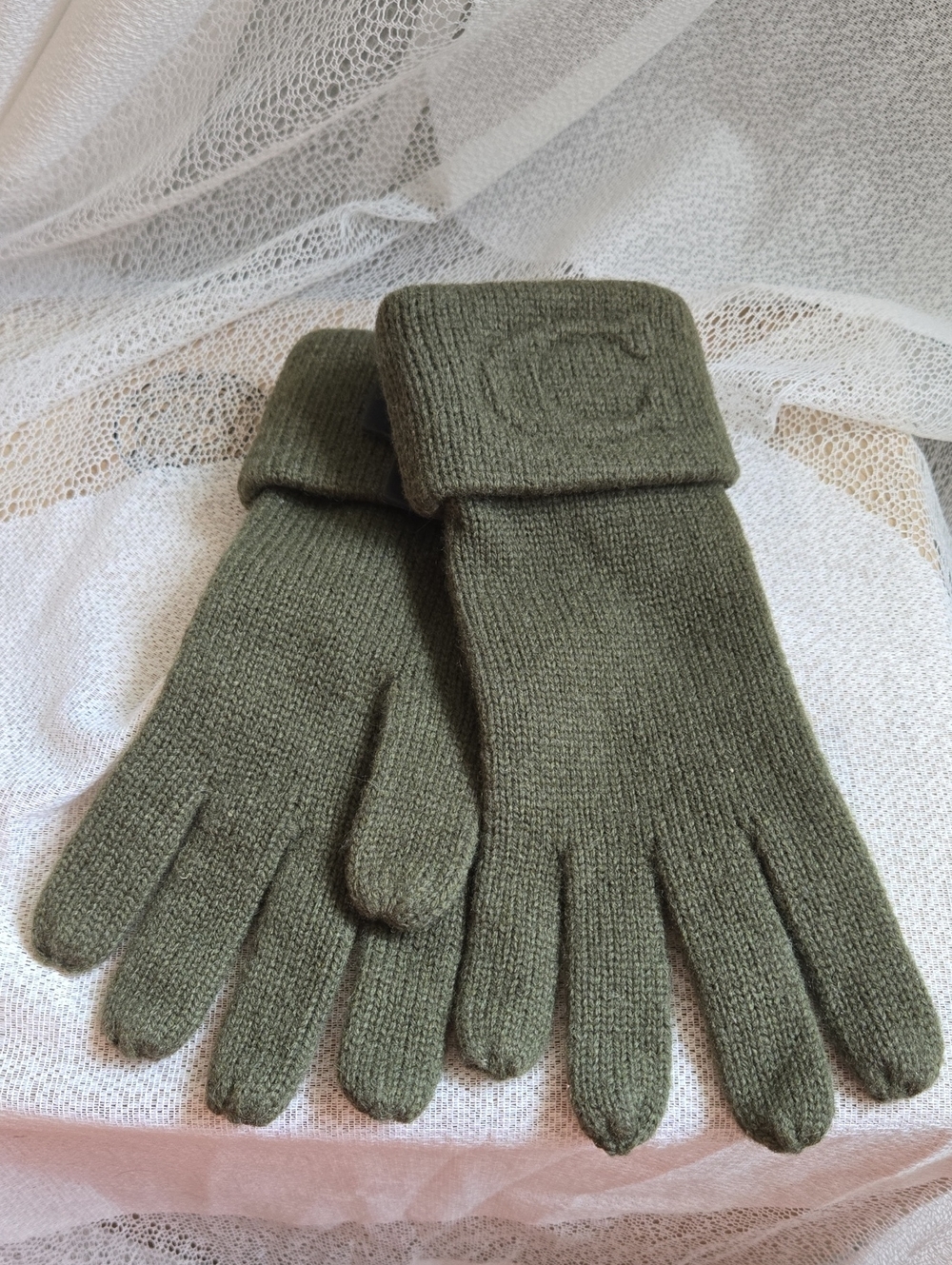 Classic Knit Women's Gloves - Olive